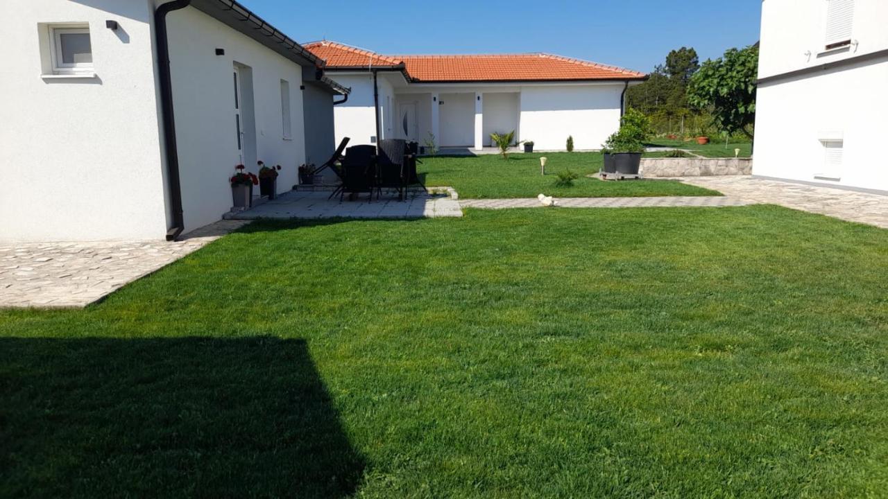 Apartment Kravica Ljubuški Екстериор снимка